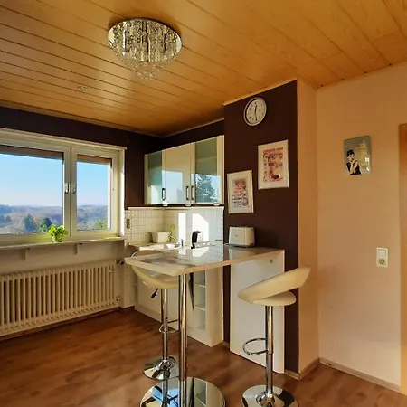 Gemütliche, Helle Im Luftkurort Dansenberg Apartment