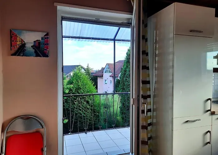 Gemuetliche, Helle Im Luftkurort Dansenberg * 凯撒斯劳滕