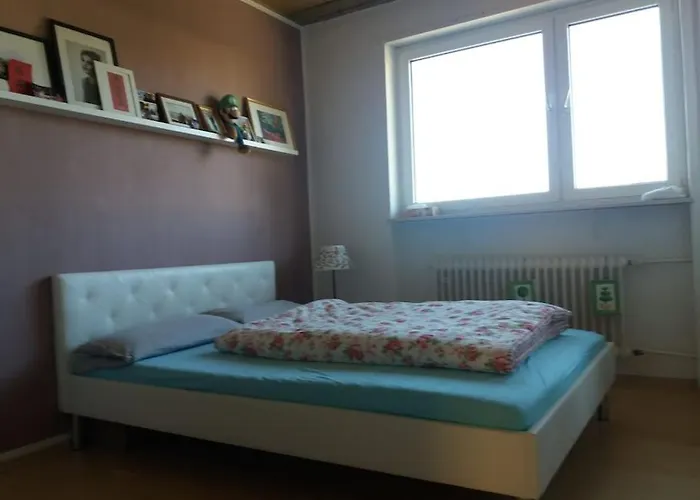 Gemuetliche, Helle Im Luftkurort Dansenberg * 凯撒斯劳滕