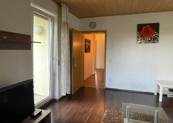 Gemuetliche, Helle Im Luftkurort Dansenberg * 凯撒斯劳滕